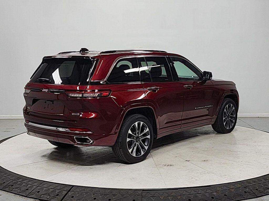 used 2023 Jeep Grand Cherokee car, priced at $33,388