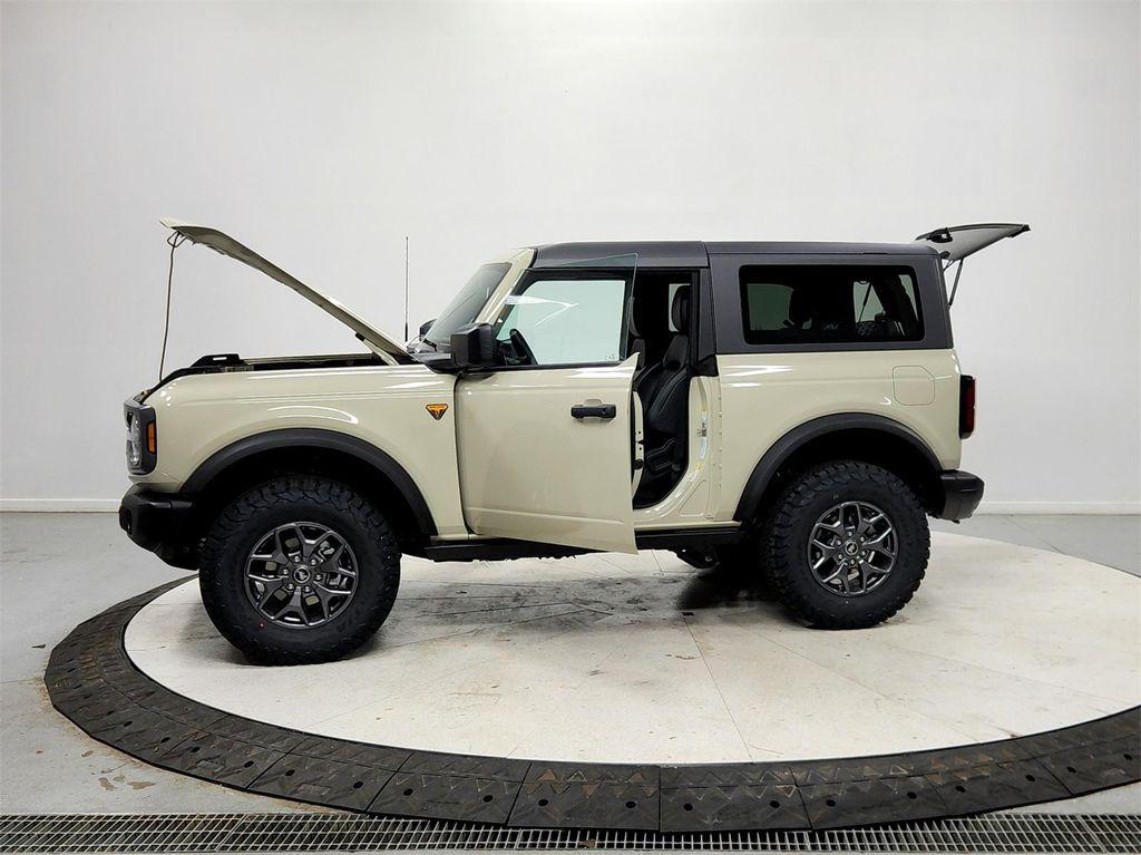 new 2025 Ford Bronco car, priced at $52,362