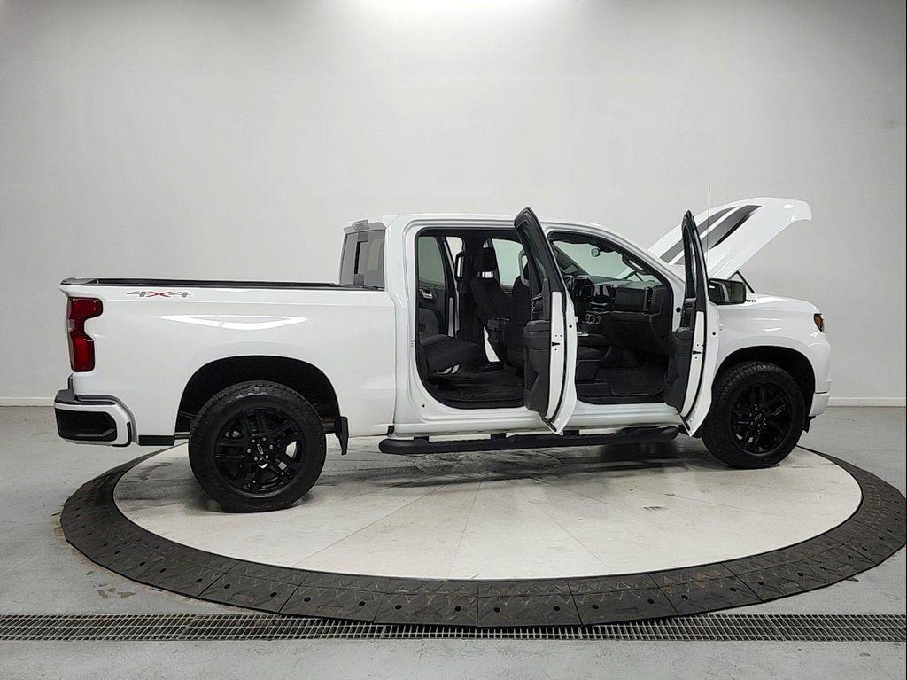 used 2023 Chevrolet Silverado 1500 car, priced at $39,556