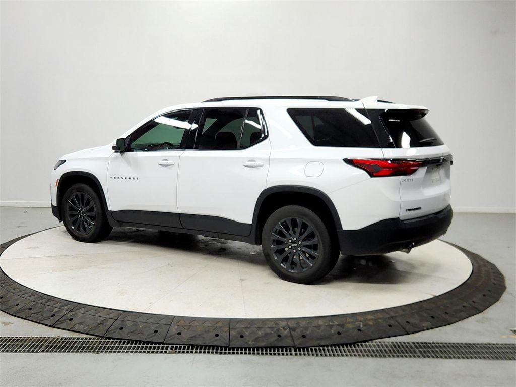 used 2022 Chevrolet Traverse car, priced at $30,345