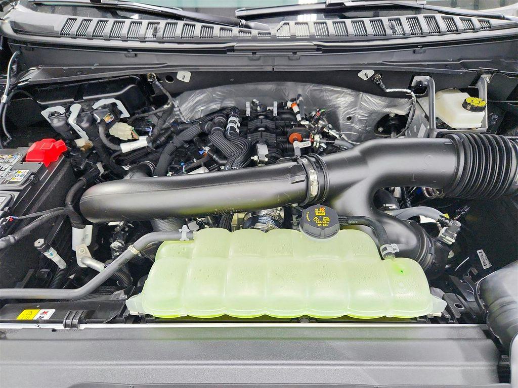 new 2025 Ford Expedition car, priced at $77,275