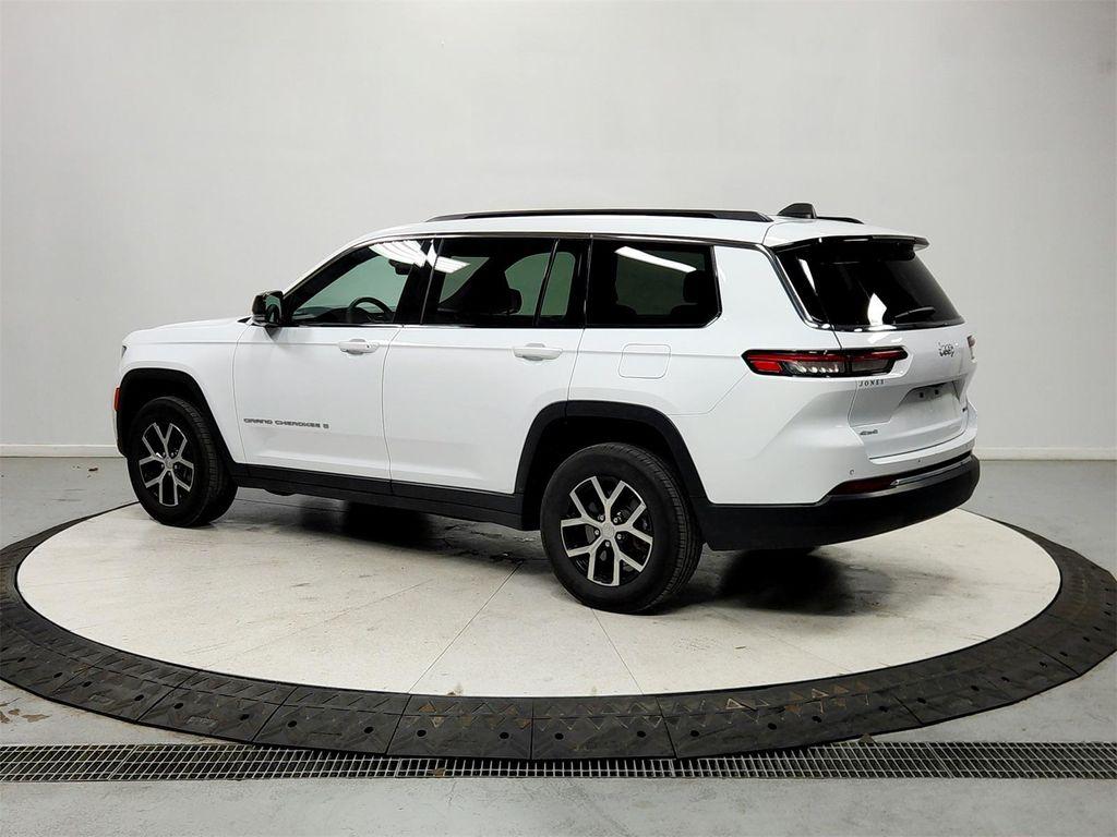 used 2024 Jeep Grand Cherokee L car, priced at $32,871