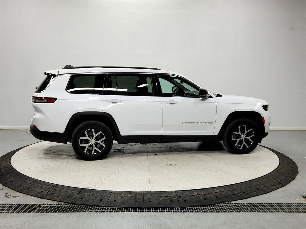 used 2024 Jeep Grand Cherokee L car, priced at $32,871