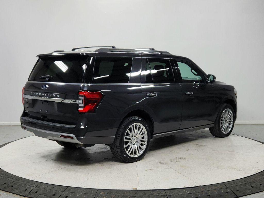 used 2024 Ford Expedition car, priced at $42,562