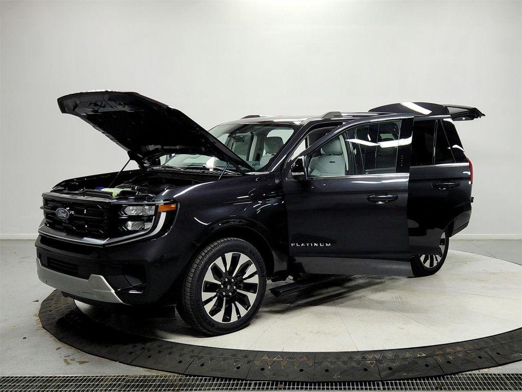 new 2025 Ford Expedition car, priced at $84,649