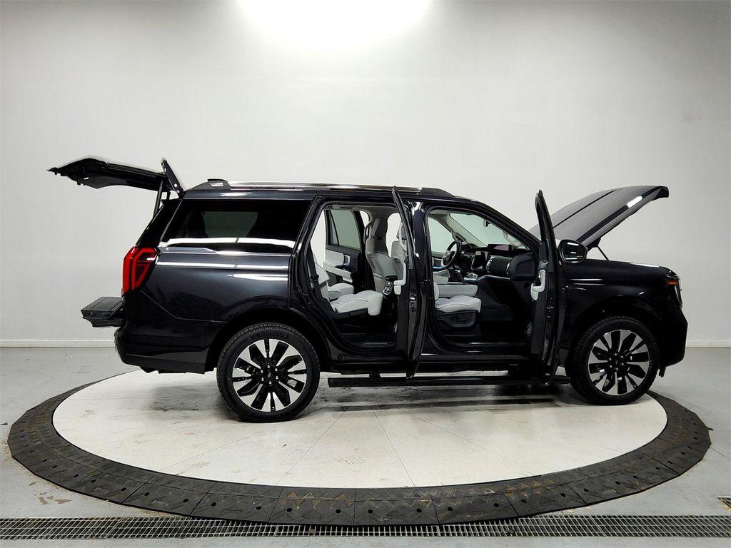 new 2025 Ford Expedition car, priced at $84,649