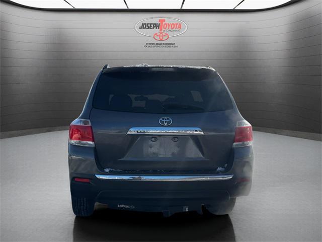 used 2013 Toyota Highlander car, priced at $9,995