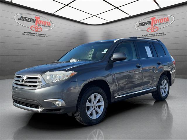 used 2013 Toyota Highlander car, priced at $9,995