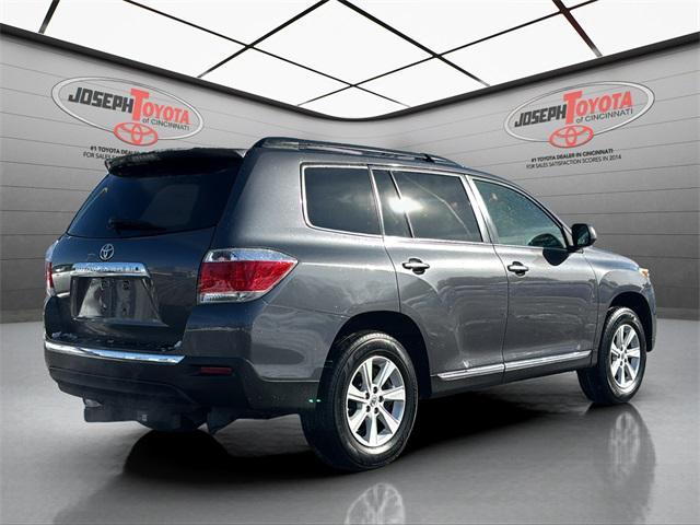 used 2013 Toyota Highlander car, priced at $9,995