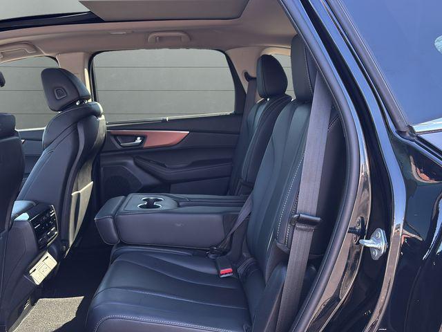 used 2022 Acura MDX car, priced at $36,995