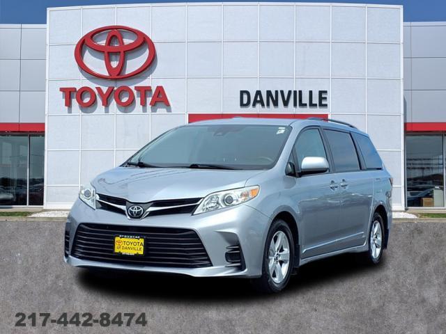 2018 Silver Toyota Sienna