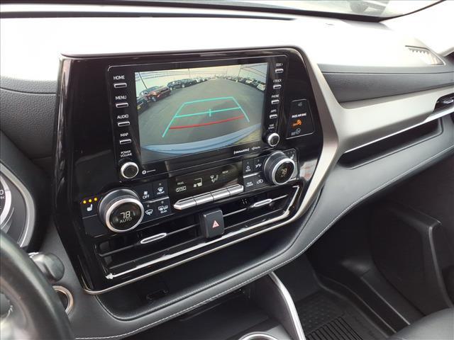 used 2021 Toyota Highlander car, priced at $28,995