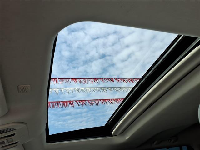 used 2021 Toyota Highlander car, priced at $28,995