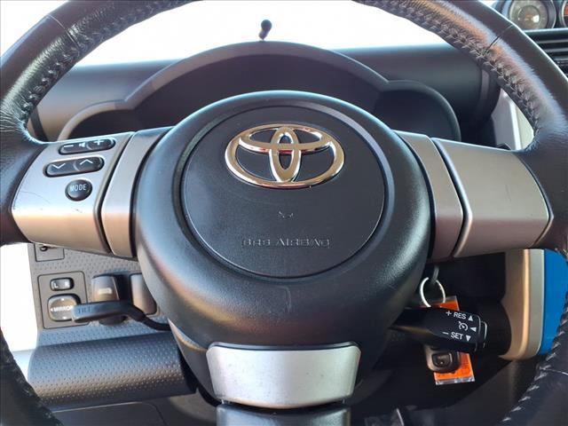 used 2007 Toyota FJ Cruiser car, priced at $16,995