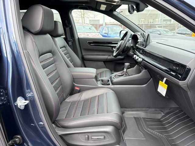 new 2026 Honda CR-V Hybrid car, priced at $44,000