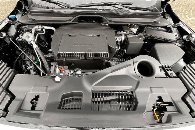 new 2025 Honda Pilot car, priced at $45,997