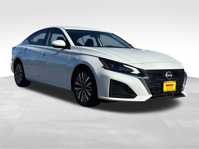 used 2023 Nissan Altima car, priced at $16,500