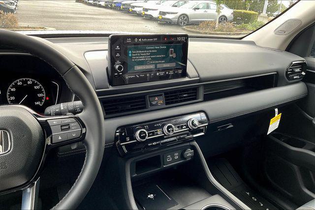 new 2025 Honda Pilot car, priced at $46,997