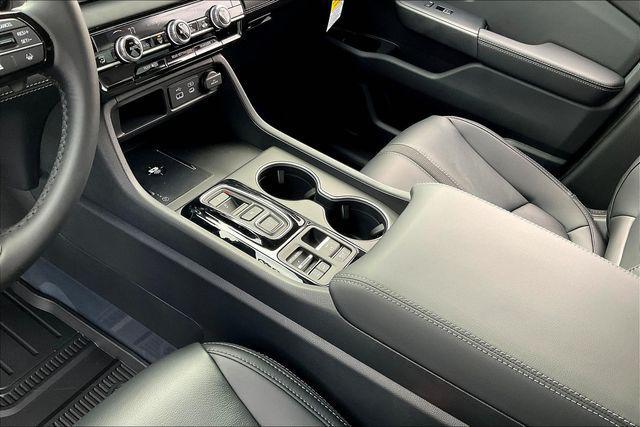 new 2025 Honda Pilot car, priced at $46,997