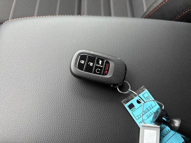 new 2026 Honda CR-V Hybrid car, priced at $37,995