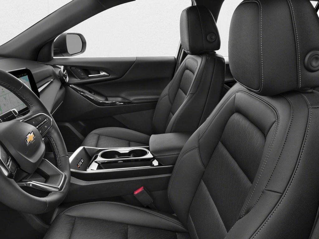 new 2026 Chevrolet Equinox car, priced at $32,614