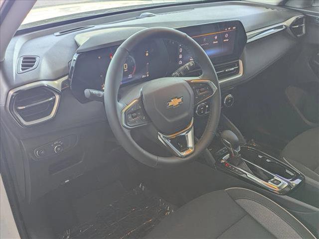 new 2025 Chevrolet TrailBlazer car, priced at $26,415