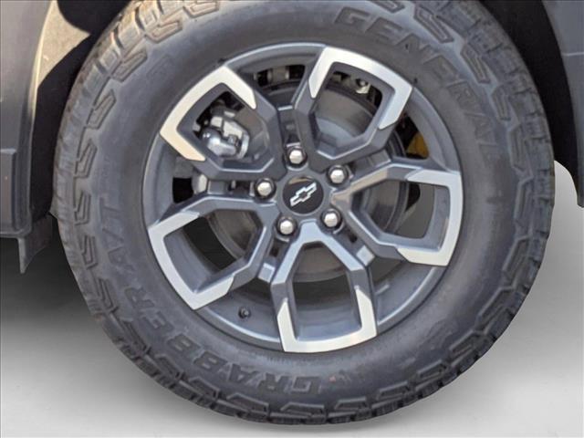 new 2025 Chevrolet Equinox car, priced at $32,208