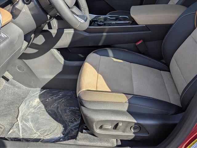 new 2025 Chevrolet Equinox car, priced at $32,208