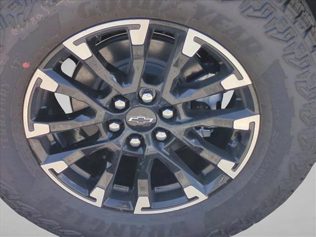 new 2026 Chevrolet Traverse car, priced at $48,320