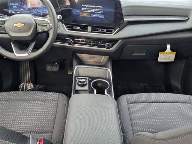 new 2026 Chevrolet Equinox car, priced at $30,129