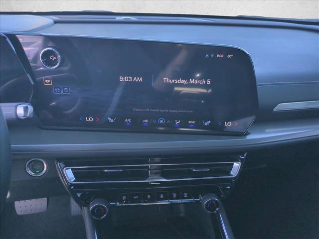 new 2026 Chevrolet Traverse car, priced at $42,153