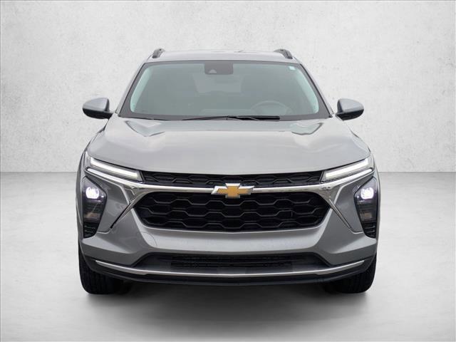used 2025 Chevrolet Trax car, priced at $19,978