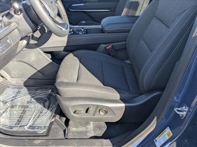 new 2026 Chevrolet Traverse car, priced at $44,497