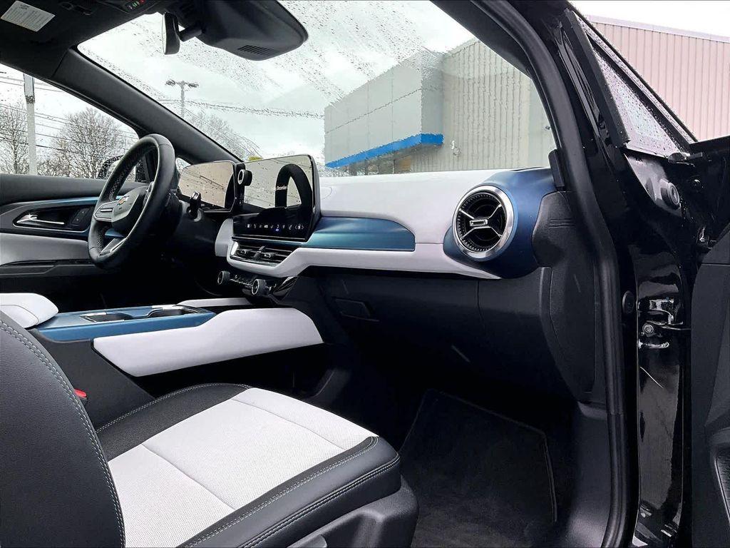 used 2025 Chevrolet Equinox EV car, priced at $23,355