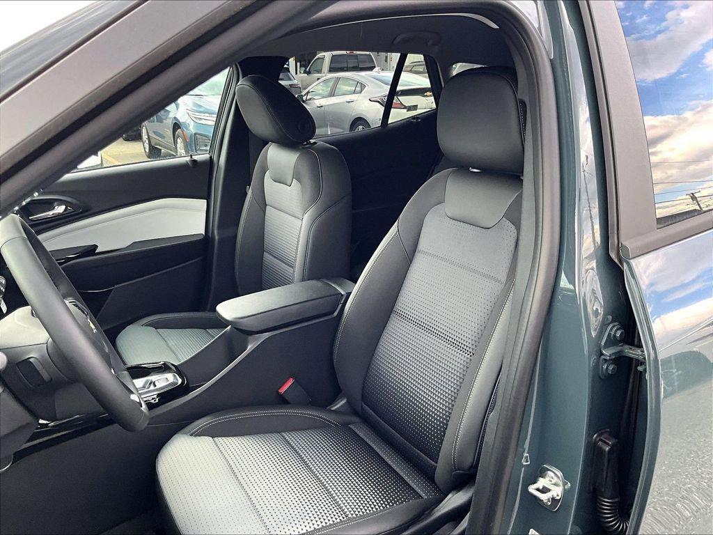 new 2026 Chevrolet Trax car, priced at $25,119