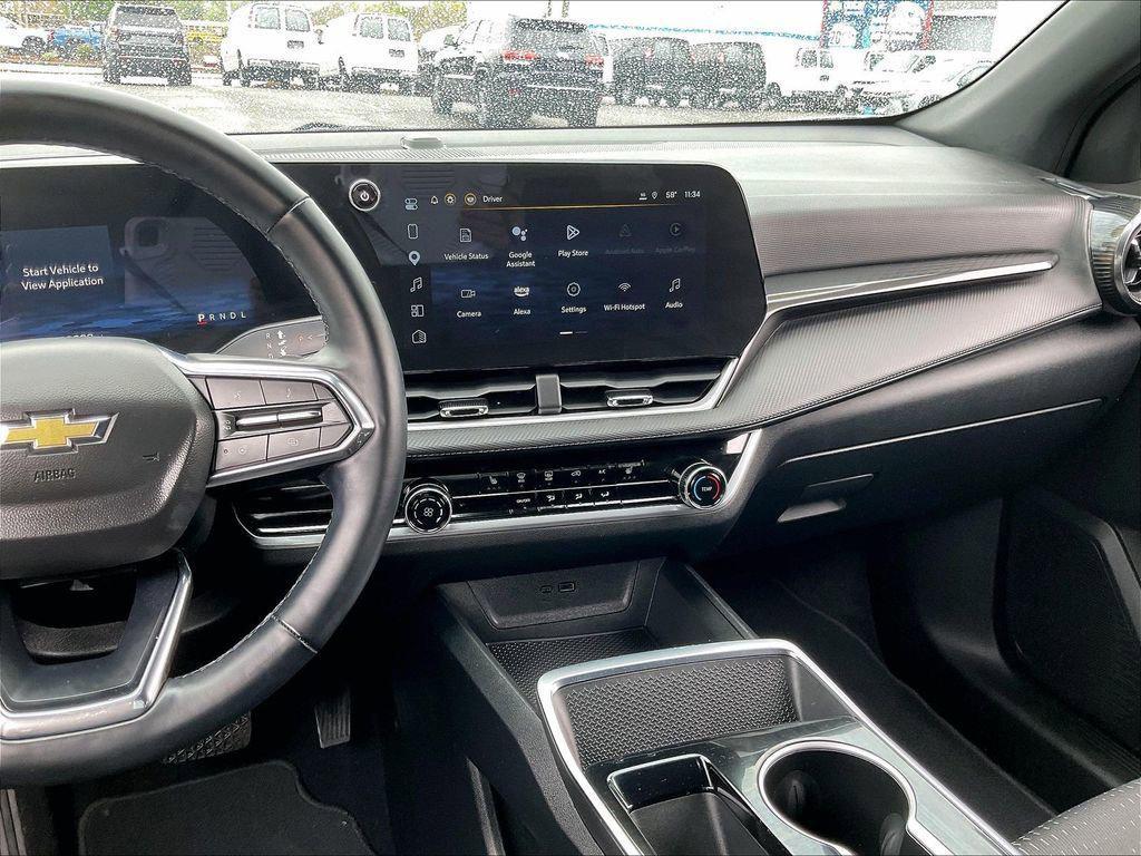 used 2025 Chevrolet Equinox car, priced at $27,156