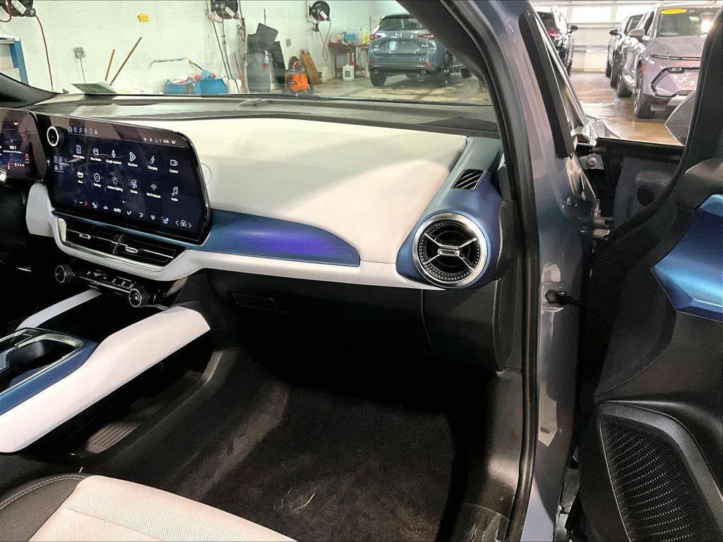 used 2025 Chevrolet Equinox EV car, priced at $24,271