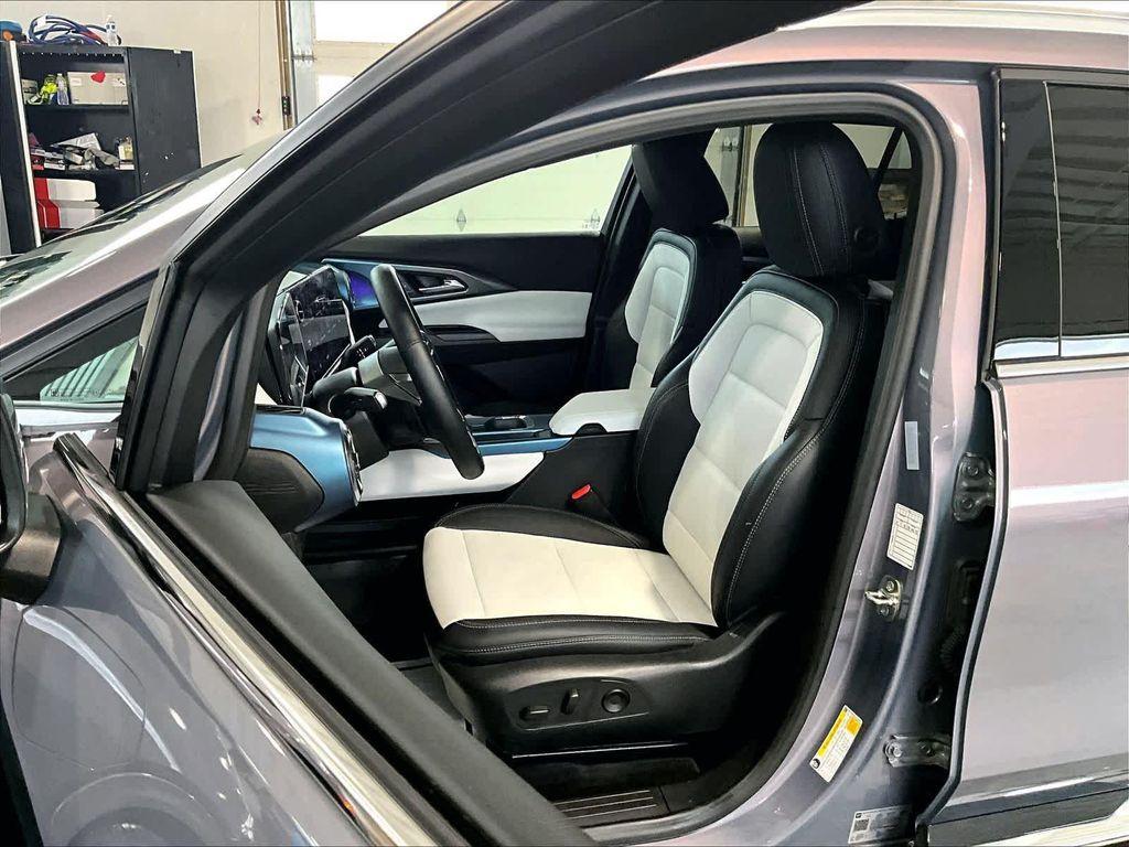 used 2025 Chevrolet Equinox EV car, priced at $24,271