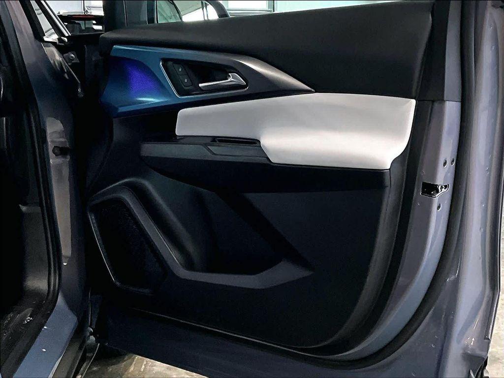 used 2025 Chevrolet Equinox EV car, priced at $24,271