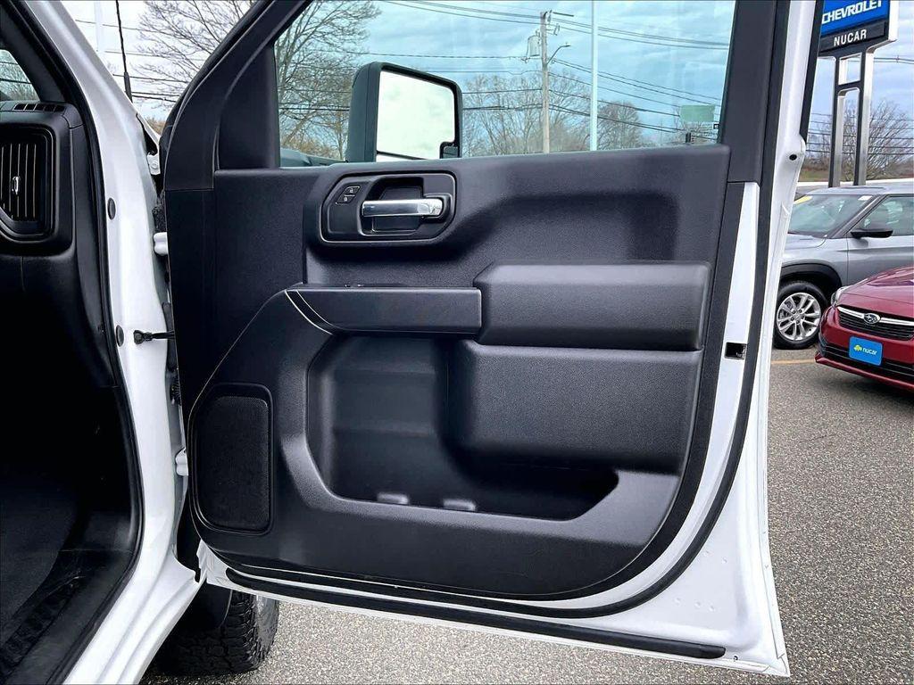 used 2024 Chevrolet Silverado 2500 car, priced at $53,516