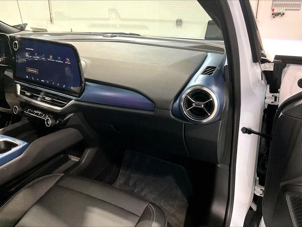 used 2025 Chevrolet Equinox EV car, priced at $23,479