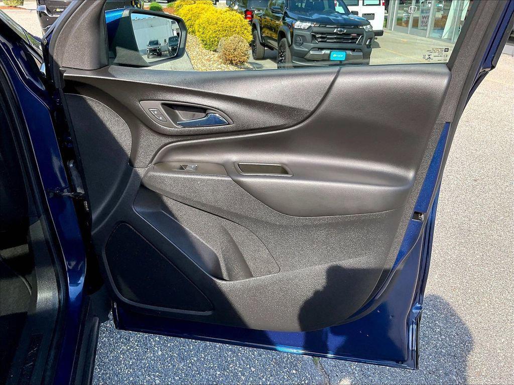 used 2022 Chevrolet Equinox car, priced at $22,516