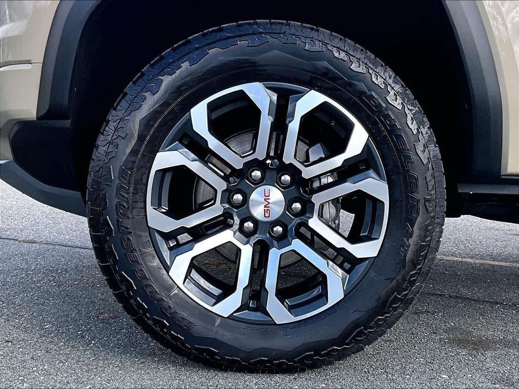 used 2023 GMC Canyon car, priced at $39,904