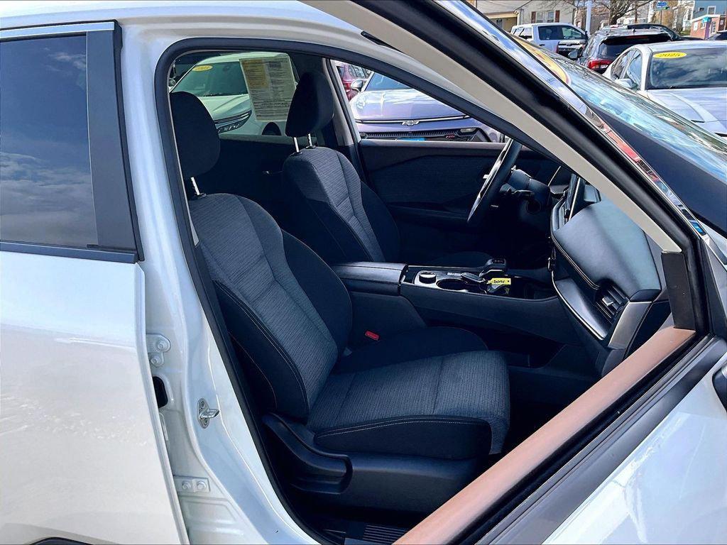 used 2023 Nissan Rogue car, priced at $21,049