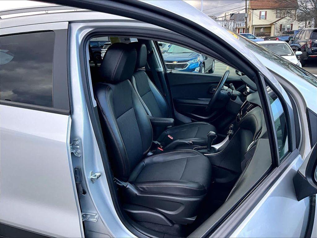 used 2022 Chevrolet Trax car, priced at $18,528