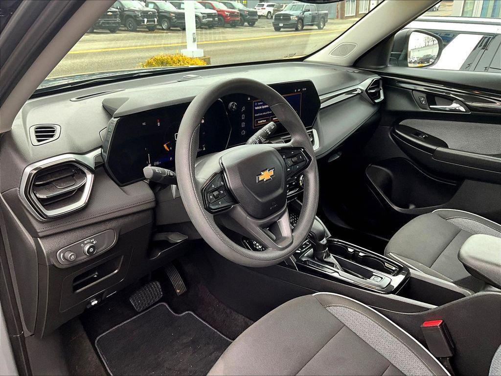 used 2024 Chevrolet TrailBlazer car, priced at $20,033