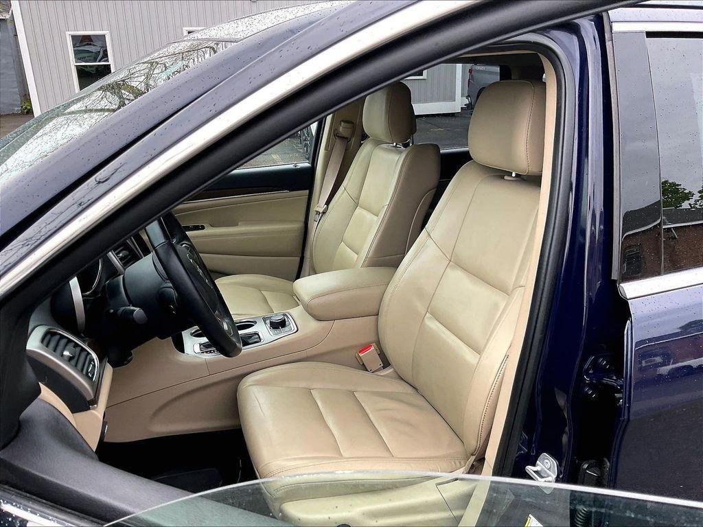 used 2018 Jeep Grand Cherokee car, priced at $17,721