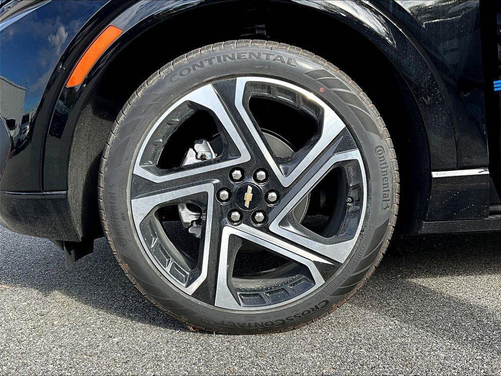 new 2026 Chevrolet Equinox EV car, priced at $40,594