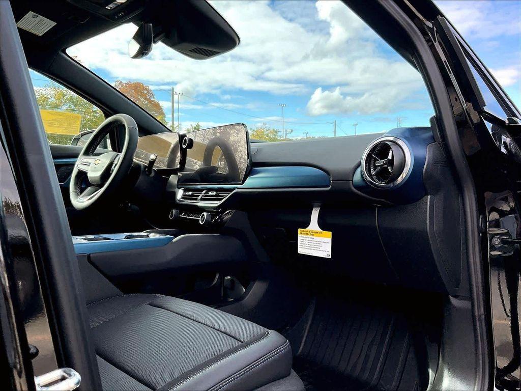 new 2026 Chevrolet Equinox EV car, priced at $47,565