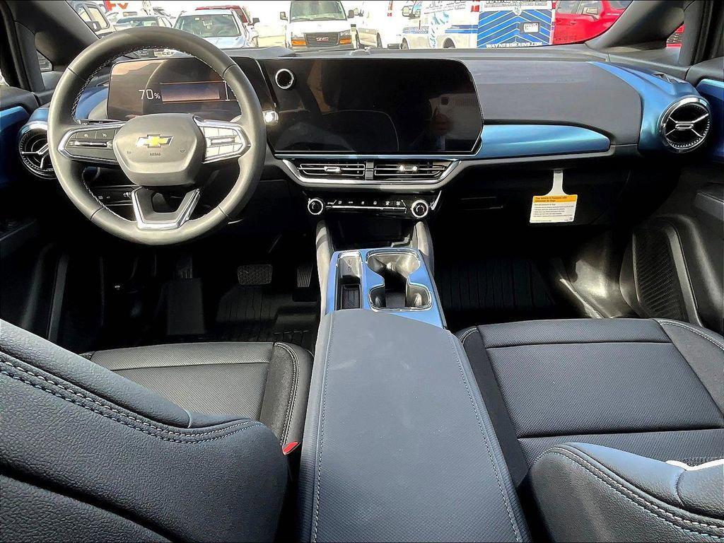 new 2026 Chevrolet Equinox EV car, priced at $40,594